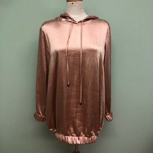 Yesta | Satin Hooded Sweatshirt | Rose Gold